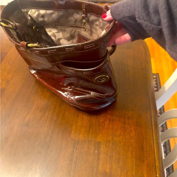 COACH - Picture 9 of 10